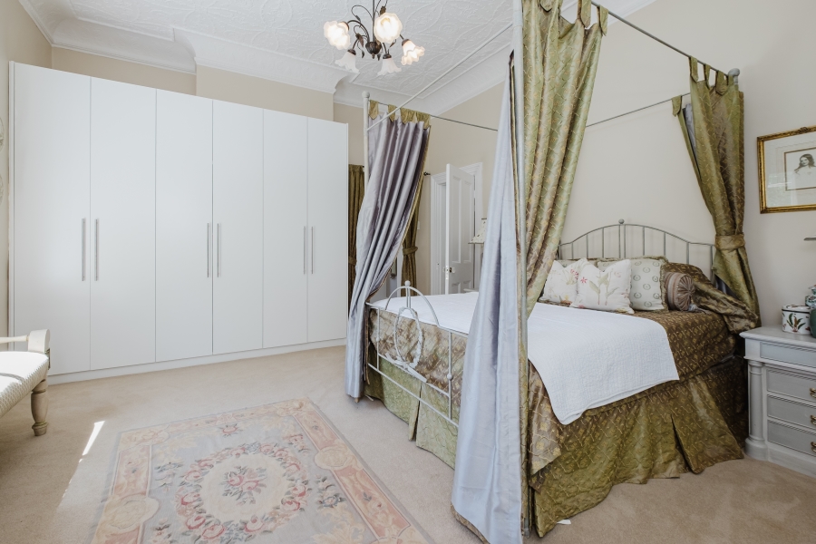 4 Bedroom Property for Sale in Claremont Western Cape